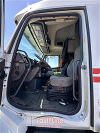 2016 Volvo VNL 6X4 T/A SLEEPER TRUCK TRAC