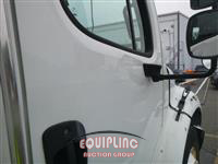 2018 Freightliner  M2 4X2 S/A  26FT CURTAIN SIDE