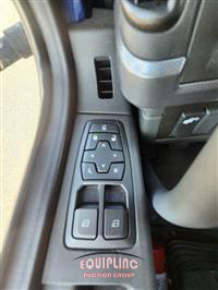 2019 Volvo VNL64T740