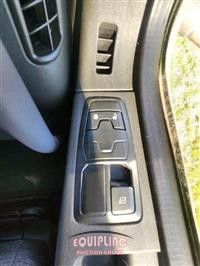 2019 Volvo VNL64T740