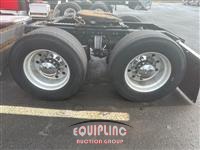 2015 Peterbilt 579 6X4 T/A SLEEPER TRUCK TRAC