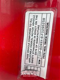 2015 Peterbilt 579 6X4 T/A SLEEPER TRUCK TRAC