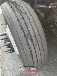 2015 Peterbilt 579 6X4 T/A SLEEPER TRUCK TRAC