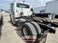 2015 Freightliner M2