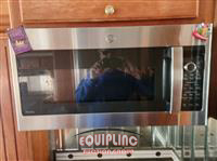 2004 COUNTRY CO INTRIGUE T/A MOTORCOACH