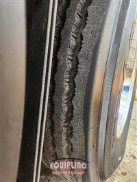 2004 COUNTRY CO INTRIGUE T/A MOTORCOACH