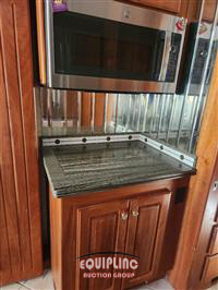 2004 COUNTRY CO INTRIGUE T/A MOTORCOACH