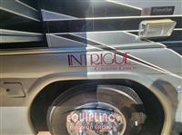 2004 COUNTRY CO INTRIGUE T/A MOTORCOACH