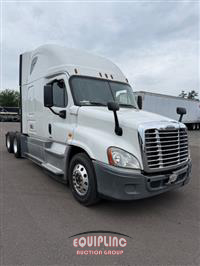 2019 Freightliner CASCADIA 6X4 T/A SLEEPER TRUCK