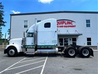 2001 Freightliner FLD132