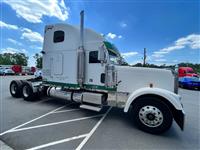 2001 Freightliner FLD132