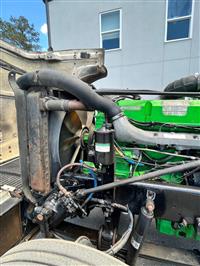 2001 Freightliner FLD132
