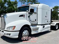 2017 Kenworth T660 6X4 T/A SLEEPER TRUCK TRA
