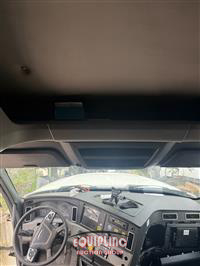 2018 Freightliner CASCADIA T/A 6X4 SLEEPER TRUCK