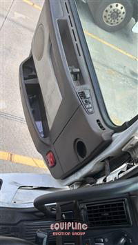 2016 Volvo VNL