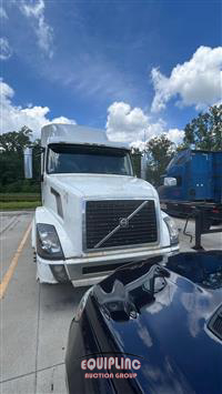 2015 Volvo VNL