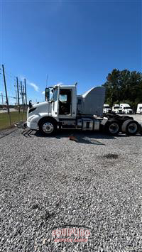 2018 Volvo VNL