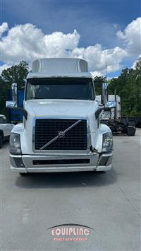 2017 Volvo  VNL64T420