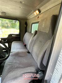 2019 Kenworth T270 4X2 S/A 26FT BOX TRUCK