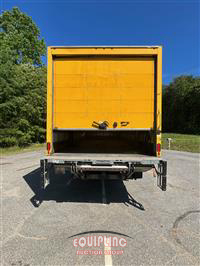 2019 International 4300 4X2 26FT BOX TRUCK