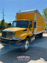 2019 International 4300 4X2 26FT BOX TRUCK