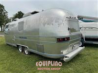 1975 AIRSTREAM 27' LAND YACHT