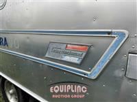 1975 AIRSTREAM 27' LAND YACHT