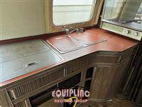 1975 AIRSTREAM 27' LAND YACHT