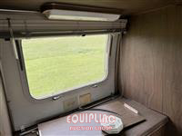 1975 AIRSTREAM 27' LAND YACHT