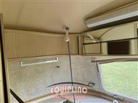 1975 AIRSTREAM 27' LAND YACHT