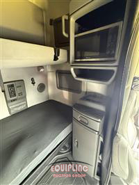 2028 Volvo VNL 760 6X4 T/A SLEEPER TRUCK 