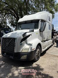 2018 Volvo VNL 860 6X4 T/A SLEEPER TRUCK 