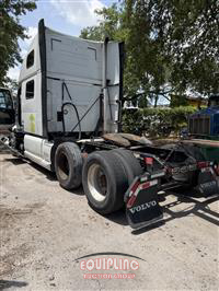 2018 Volvo VNL 860 6X4 T/A SLEEPER TRUCK 