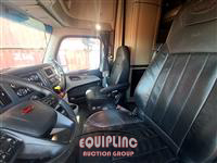2023 Peterbilt 579 6X4 T/A SLEEPER TRUCK TRAC