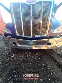 2023 Peterbilt 579 6X4 T/A SLEEPER TRUCK TRAC