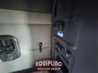2019 Freightliner CASCADIA 6X4 T/A SLEEPER TRUCK
