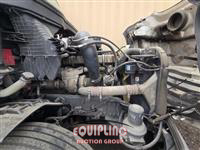 2019 Freightliner CASCADIA 6X4 T/A SLEEPER TRUCK