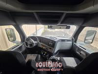 2019 Freightliner CASCADIA 6X4 T/A SLEEPER TRUCK