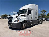 2020 Freightliner CASCADIA