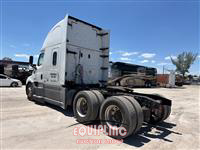 2020 Freightliner CASCADIA