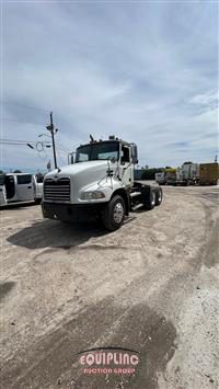 2007 Mack CXN 