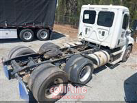 2015 Freightliner CASCADIA 6X4 T/A DAY CAB TRUCK