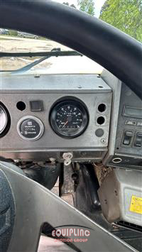 2000 Mack DM690S