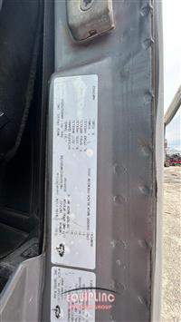 2000 Mack DM690S