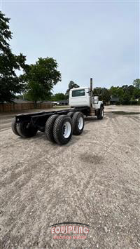 2000 Mack DM690S