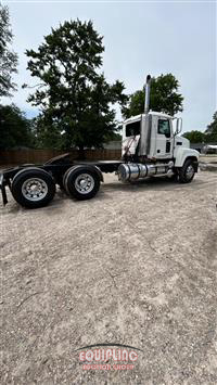 2008 Mack CHU613 6X4 T/A DAY CAB TRUCK T