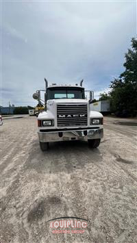 2005 Mack CH 613