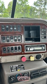 2005 Mack CH 613