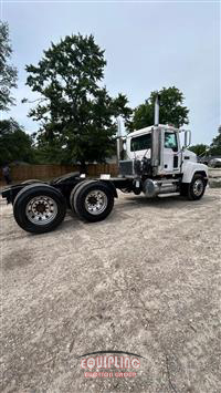 2005 Mack CH 613