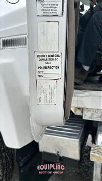 2005 Mack CH 613